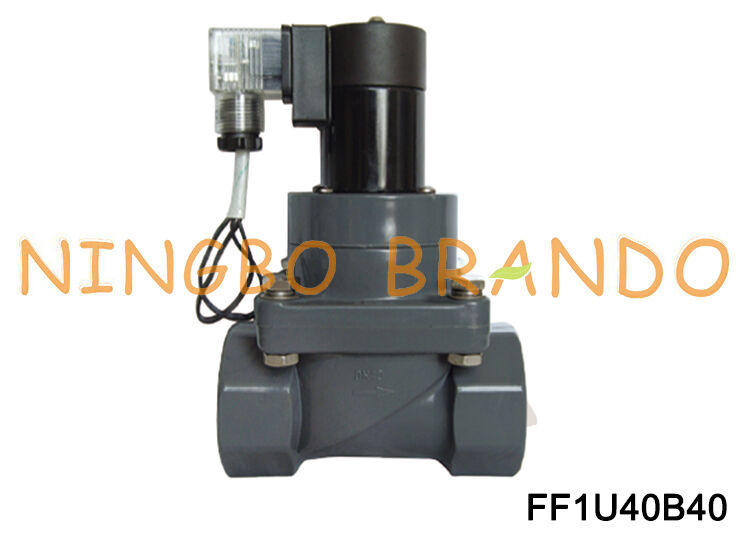 โซลินอยด์วาล์วไฟฟ้าป้องกันการกัดกร่อน UPVC 1-1/2 '' ปกติปิด 220V
