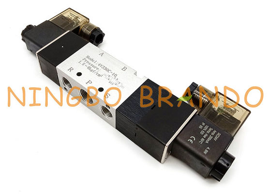 Airtac Type 4V330C-10 5/3 Way Closed Center วาล์วควบคุมอากาศ